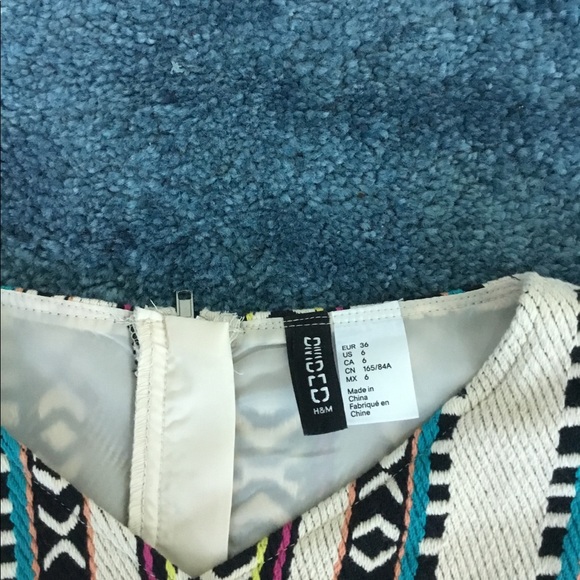 Twist front crop top aztec print - Picture 2 of 3